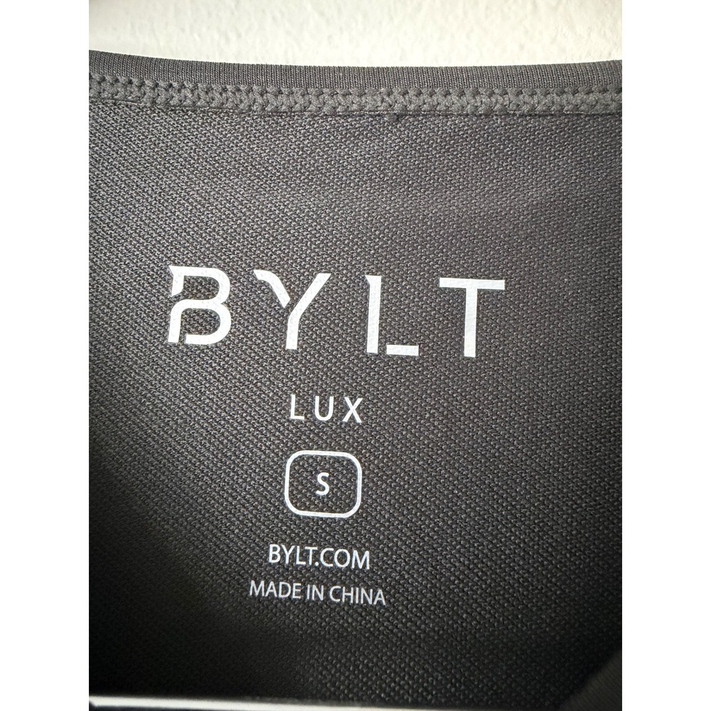 Minimalist Streetwear BYLT Drop-Cut Lux T-Shirt Small Charcoal Grey Curved Hem - Picture 2 of 11
